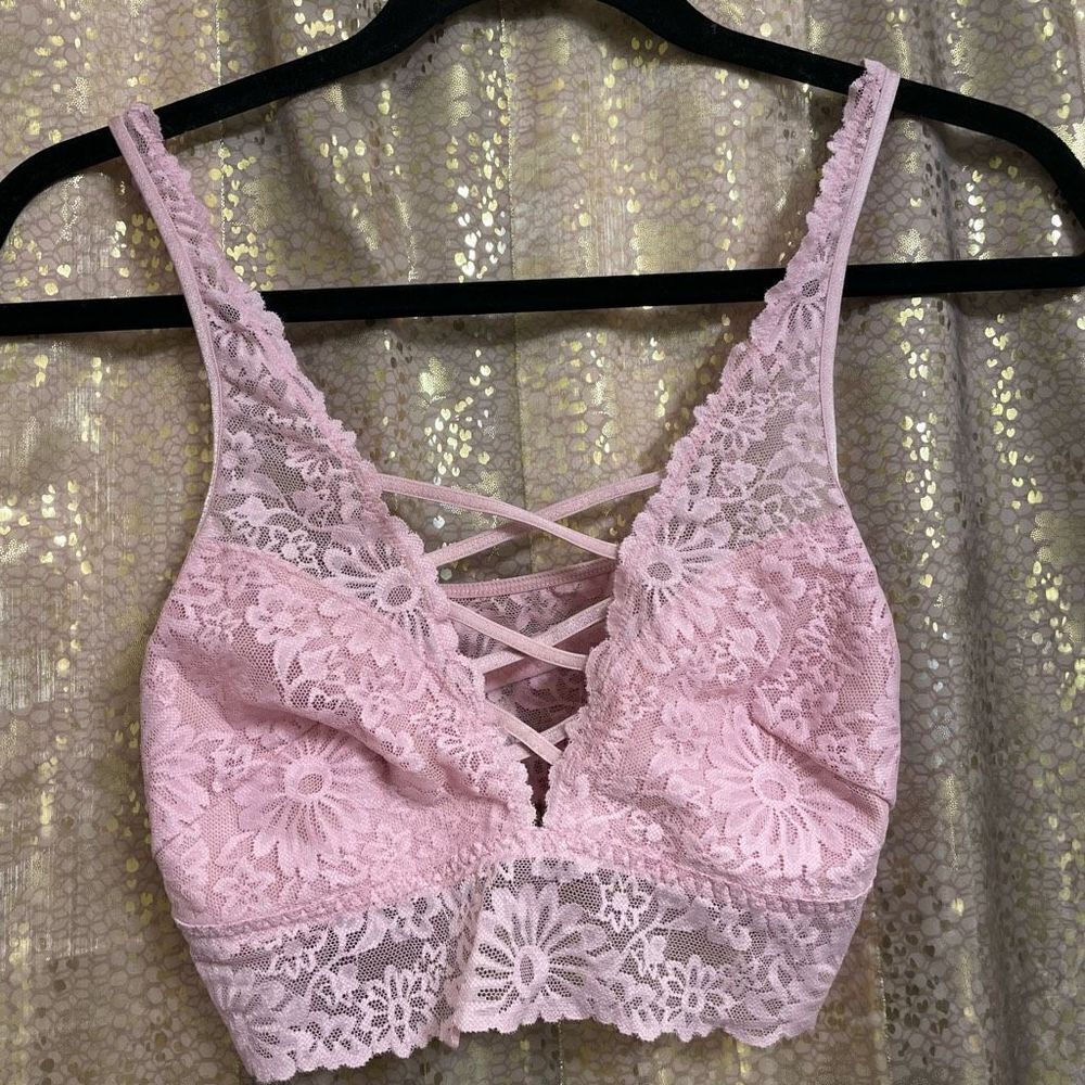 PINK Victorias Secret Light Pink Lighty Lined Criss Cross Front Bralette Medium